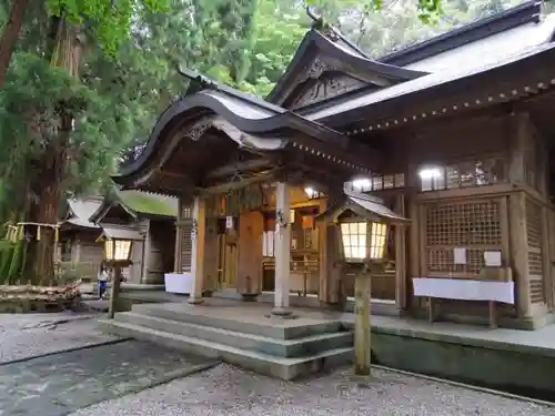 高千穂神社の本殿