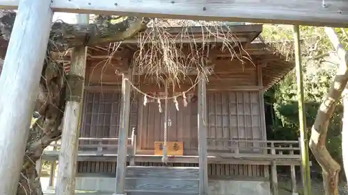 牛神社の本殿・本堂