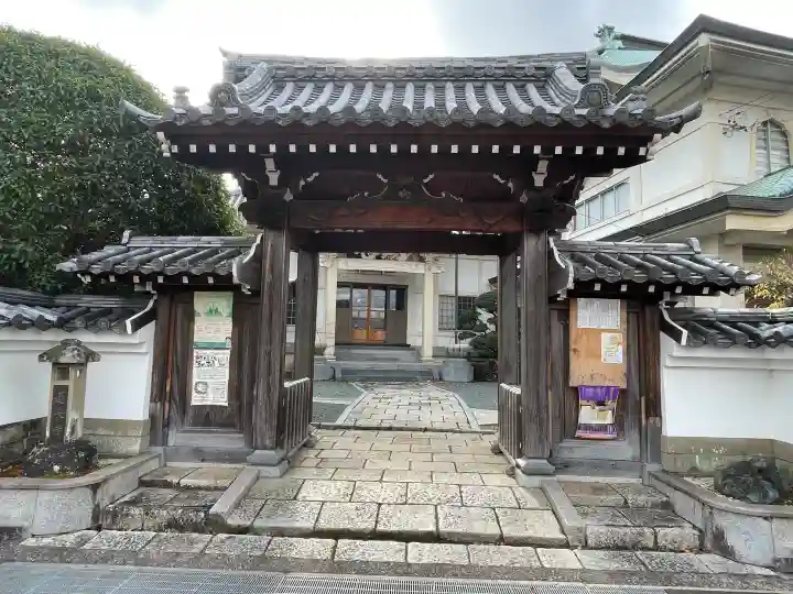蓮長寺の{uncategorized: "未分類", other: "その他", undefined: "問題あり", building: "その他建物", grave: "お墓", sacred_gate: "鳥居", guardian: "狛犬", statue: "像", buddha: "仏像", history: "歴史", nature: "自然", garden: "庭園", animal: "動物", pagoda: "塔", temizu: "手水舎", mountain_gate: "山門・神門", sanctuary: "本殿・本堂", subordinate: "末社・摂社", art: "芸術", scenery: "景色", jizo: "地蔵", ema: "絵馬", goshuin: "御朱印", omikuji: "おみくじ", items: "授与品その他", amulet: "お守り", goshuincho: "御朱印帳", eats: "食事", festival: "お祭り", votive_dance: "神楽", shichigosan: "七五三参", wedding: "結婚式", experience: "体験その他", initially: "初詣", around: "周辺", anti_infection: "感染症対策"}