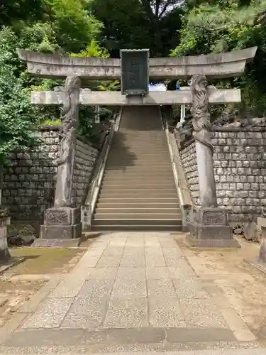 品川神社の鳥居