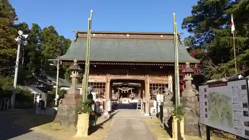 常陸第三宮　吉田神社の山門・神門