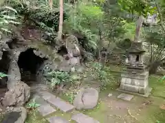 赤坂氷川神社の庭園