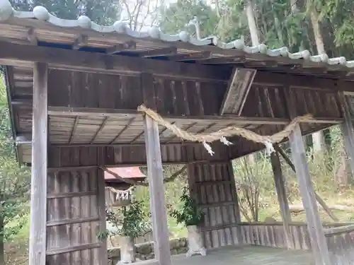 明見神社の本殿