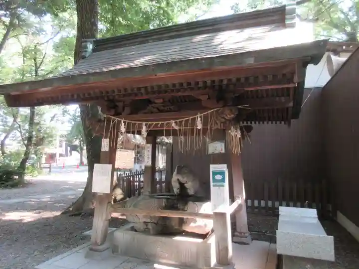 調神社の手水舎