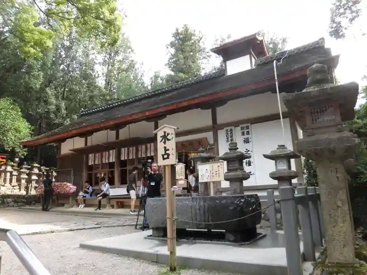 夫婦大國社(春日大社末社)の本殿・本堂