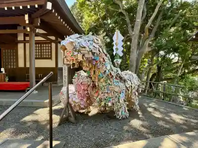 検見川神社の{uncategorized: "未分類", other: "その他", undefined: "問題あり", building: "その他建物", grave: "お墓", sacred_gate: "鳥居", guardian: "狛犬", statue: "像", buddha: "仏像", history: "歴史", nature: "自然", garden: "庭園", animal: "動物", pagoda: "塔", temizu: "手水舎", mountain_gate: "山門・神門", sanctuary: "本殿・本堂", subordinate: "末社・摂社", art: "芸術", scenery: "景色", jizo: "地蔵", ema: "絵馬", goshuin: "御朱印", omikuji: "おみくじ", items: "授与品その他", amulet: "お守り", goshuincho: "御朱印帳", eats: "食事", festival: "お祭り", votive_dance: "神楽", shichigosan: "七五三参", wedding: "結婚式", experience: "体験その他", initially: "初詣", around: "周辺", anti_infection: "感染症対策"}