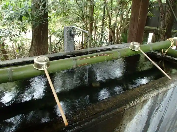 忍 諏訪神社・東照宮 の手水舎