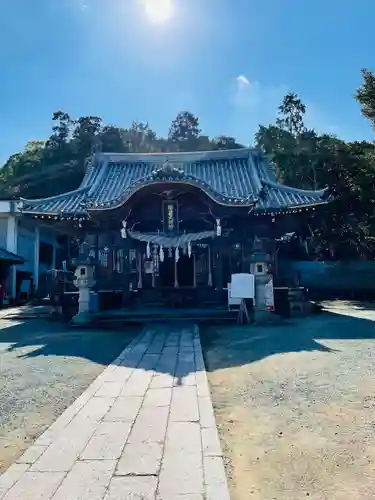 伊豫稲荷神社の本殿・本堂
