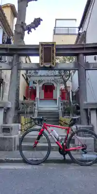 箭弓稲荷神社の鳥居