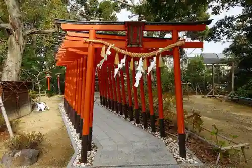 辛國神社の末社