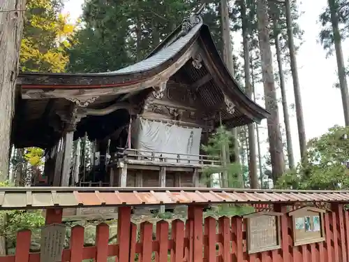 櫛引八幡宮の本殿