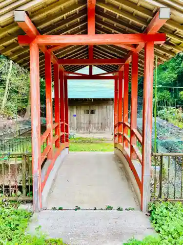 弘願寺の{uncategorized: "未分類", other: "その他", undefined: "問題あり", building: "その他建物", grave: "お墓", sacred_gate: "鳥居", guardian: "狛犬", statue: "像", buddha: "仏像", history: "歴史", nature: "自然", garden: "庭園", animal: "動物", pagoda: "塔", temizu: "手水舎", mountain_gate: "山門・神門", sanctuary: "本殿・本堂", subordinate: "末社・摂社", art: "芸術", scenery: "景色", jizo: "地蔵", ema: "絵馬", goshuin: "御朱印", omikuji: "おみくじ", items: "授与品その他", amulet: "お守り", goshuincho: "御朱印帳", eats: "食事", festival: "お祭り", votive_dance: "神楽", shichigosan: "七五三参", wedding: "結婚式", experience: "体験その他", initially: "初詣", around: "周辺", anti_infection: "感染症対策"}