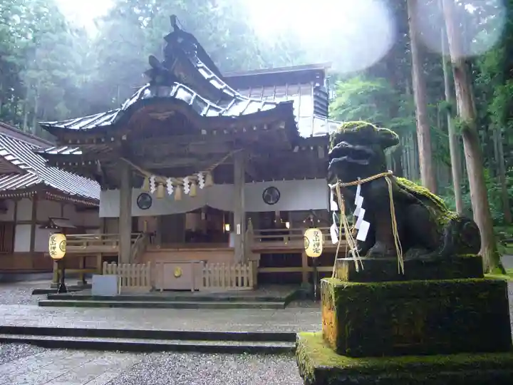 御岩神社のその他建物