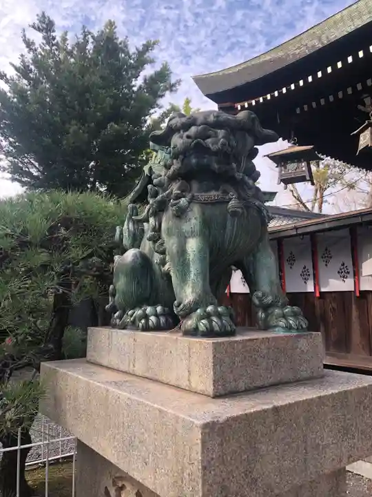 生根神社の狛犬