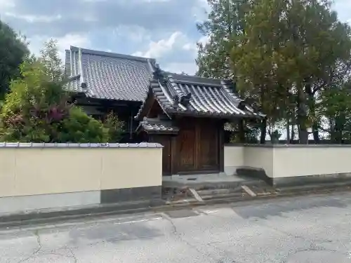 地蔵寺の{uncategorized: "未分類", other: "その他", undefined: "問題あり", building: "その他建物", grave: "お墓", sacred_gate: "鳥居", guardian: "狛犬", statue: "像", buddha: "仏像", history: "歴史", nature: "自然", garden: "庭園", animal: "動物", pagoda: "塔", temizu: "手水舎", mountain_gate: "山門・神門", sanctuary: "本殿・本堂", subordinate: "末社・摂社", art: "芸術", scenery: "景色", jizo: "地蔵", ema: "絵馬", goshuin: "御朱印", omikuji: "おみくじ", items: "授与品その他", amulet: "お守り", goshuincho: "御朱印帳", eats: "食事", festival: "お祭り", votive_dance: "神楽", shichigosan: "七五三参", wedding: "結婚式", experience: "体験その他", initially: "初詣", around: "周辺", anti_infection: "感染症対策"}