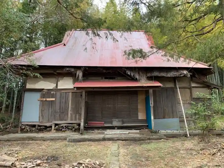 西了寺の本殿・本堂