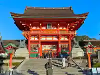 伏見稲荷大社の山門・神門