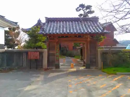 正蔵寺の山門・神門