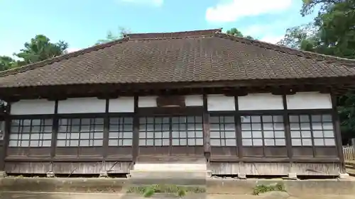 円勝寺の本殿・本堂
