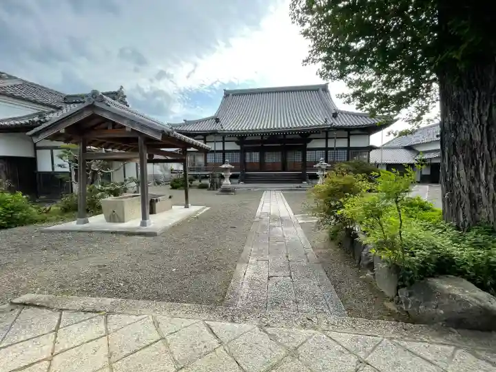 明性寺の{uncategorized: "未分類", other: "その他", undefined: "問題あり", building: "その他建物", grave: "お墓", sacred_gate: "鳥居", guardian: "狛犬", statue: "像", buddha: "仏像", history: "歴史", nature: "自然", garden: "庭園", animal: "動物", pagoda: "塔", temizu: "手水舎", mountain_gate: "山門・神門", sanctuary: "本殿・本堂", subordinate: "末社・摂社", art: "芸術", scenery: "景色", jizo: "地蔵", ema: "絵馬", goshuin: "御朱印", omikuji: "おみくじ", items: "授与品その他", amulet: "お守り", goshuincho: "御朱印帳", eats: "食事", festival: "お祭り", votive_dance: "神楽", shichigosan: "七五三参", wedding: "結婚式", experience: "体験その他", initially: "初詣", around: "周辺", anti_infection: "感染症対策"}