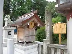 白山比咩神社の末社