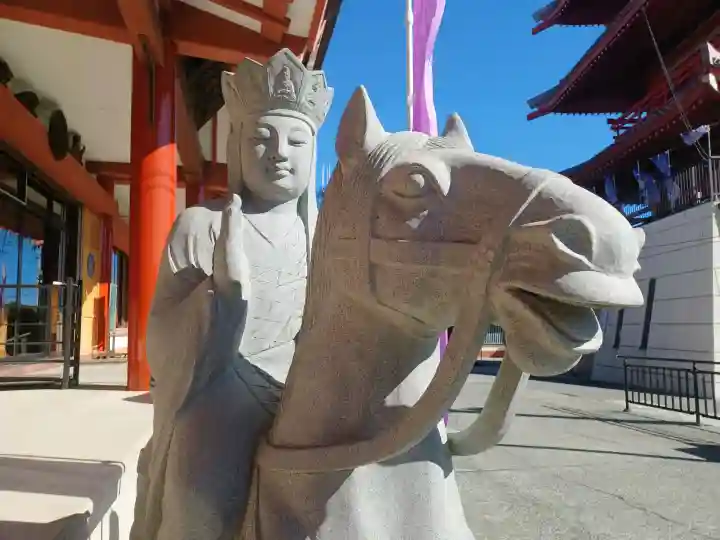 雲竜寺の{uncategorized: "未分類", other: "その他", undefined: "問題あり", building: "その他建物", grave: "お墓", sacred_gate: "鳥居", guardian: "狛犬", statue: "像", buddha: "仏像", history: "歴史", nature: "自然", garden: "庭園", animal: "動物", pagoda: "塔", temizu: "手水舎", mountain_gate: "山門・神門", sanctuary: "本殿・本堂", subordinate: "末社・摂社", art: "芸術", scenery: "景色", jizo: "地蔵", ema: "絵馬", goshuin: "御朱印", omikuji: "おみくじ", items: "授与品その他", amulet: "お守り", goshuincho: "御朱印帳", eats: "食事", festival: "お祭り", votive_dance: "神楽", shichigosan: "七五三参", wedding: "結婚式", experience: "体験その他", initially: "初詣", around: "周辺", anti_infection: "感染症対策"}