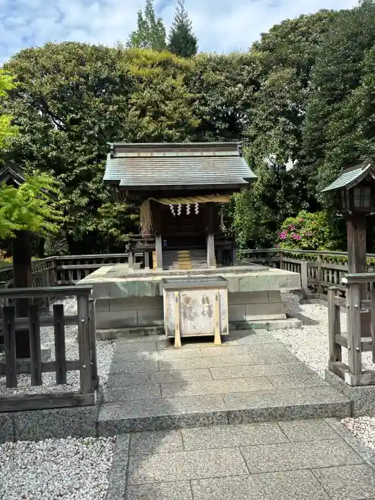 恵比寿神社(恵比寿ガーデンプレイス)の{uncategorized: "未分類", other: "その他", undefined: "問題あり", building: "その他建物", grave: "お墓", sacred_gate: "鳥居", guardian: "狛犬", statue: "像", buddha: "仏像", history: "歴史", nature: "自然", garden: "庭園", animal: "動物", pagoda: "塔", temizu: "手水舎", mountain_gate: "山門・神門", sanctuary: "本殿・本堂", subordinate: "末社・摂社", art: "芸術", scenery: "景色", jizo: "地蔵", ema: "絵馬", goshuin: "御朱印", omikuji: "おみくじ", items: "授与品その他", amulet: "お守り", goshuincho: "御朱印帳", eats: "食事", festival: "お祭り", votive_dance: "神楽", shichigosan: "七五三参", wedding: "結婚式", experience: "体験その他", initially: "初詣", around: "周辺", anti_infection: "感染症対策"}
