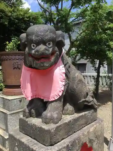 元郷氷川神社の狛犬