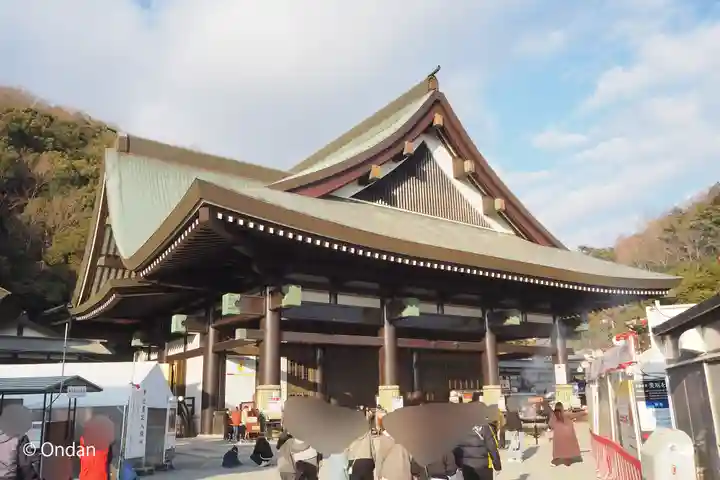 最上稲荷山妙教寺の本殿・本堂