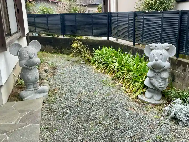 西善院の{uncategorized: "未分類", other: "その他", undefined: "問題あり", building: "その他建物", grave: "お墓", sacred_gate: "鳥居", guardian: "狛犬", statue: "像", buddha: "仏像", history: "歴史", nature: "自然", garden: "庭園", animal: "動物", pagoda: "塔", temizu: "手水舎", mountain_gate: "山門・神門", sanctuary: "本殿・本堂", subordinate: "末社・摂社", art: "芸術", scenery: "景色", jizo: "地蔵", ema: "絵馬", goshuin: "御朱印", omikuji: "おみくじ", items: "授与品その他", amulet: "お守り", goshuincho: "御朱印帳", eats: "食事", festival: "お祭り", votive_dance: "神楽", shichigosan: "七五三参", wedding: "結婚式", experience: "体験その他", initially: "初詣", around: "周辺", anti_infection: "感染症対策"}