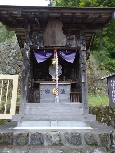 大山阿夫利神社の末社・摂社