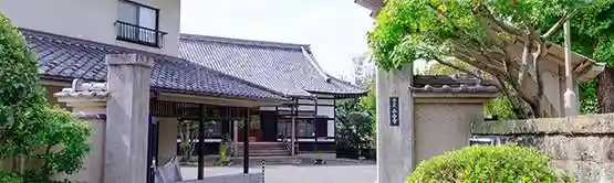 西念寺の山門・神門