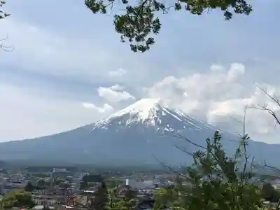 新倉富士浅間神社(山梨県)