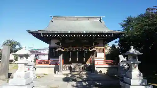 舘氷川神社の本殿