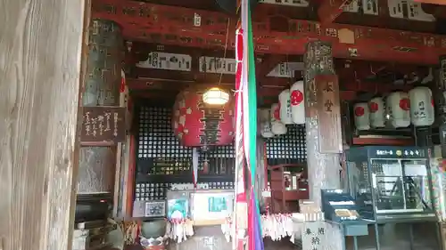 長命寺の本殿