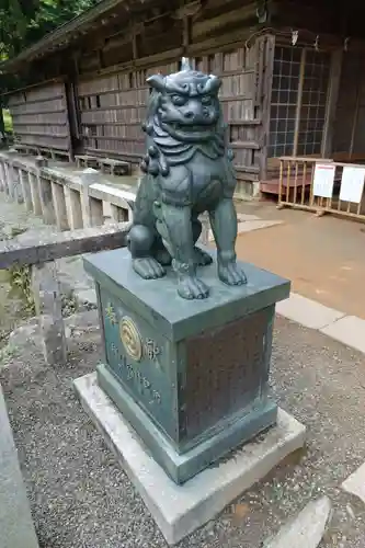 丹生都比売神社の狛犬