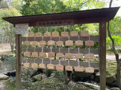 歌泉堂（春日大社神苑萬葉植物園内鎮座）(奈良県)
