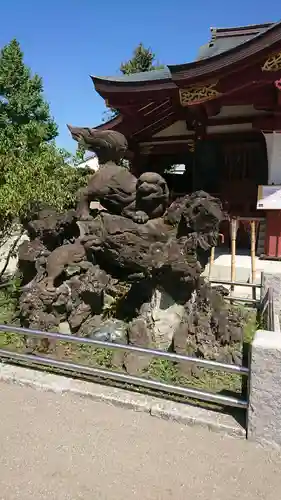 素盞雄神社の狛犬