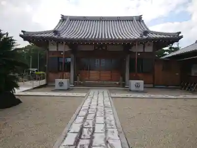 源陽寺の本殿・本堂