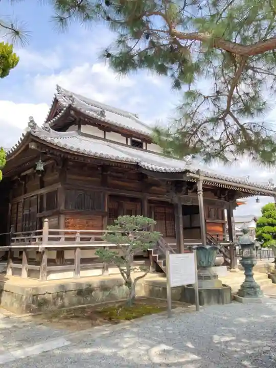 酒見寺の本殿・本堂