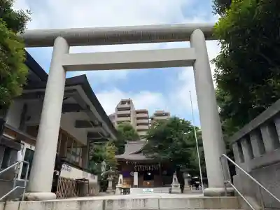 天祖神社の{uncategorized: "未分類", other: "その他", undefined: "問題あり", building: "その他建物", grave: "お墓", sacred_gate: "鳥居", guardian: "狛犬", statue: "像", buddha: "仏像", history: "歴史", nature: "自然", garden: "庭園", animal: "動物", pagoda: "塔", temizu: "手水舎", mountain_gate: "山門・神門", sanctuary: "本殿・本堂", subordinate: "末社・摂社", art: "芸術", scenery: "景色", jizo: "地蔵", ema: "絵馬", goshuin: "御朱印", omikuji: "おみくじ", items: "授与品その他", amulet: "お守り", goshuincho: "御朱印帳", eats: "食事", festival: "お祭り", votive_dance: "神楽", shichigosan: "七五三参", wedding: "結婚式", experience: "体験その他", initially: "初詣", around: "周辺", anti_infection: "感染症対策"}