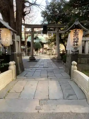 小野照崎神社の{uncategorized: "未分類", other: "その他", undefined: "問題あり", building: "その他建物", grave: "お墓", sacred_gate: "鳥居", guardian: "狛犬", statue: "像", buddha: "仏像", history: "歴史", nature: "自然", garden: "庭園", animal: "動物", pagoda: "塔", temizu: "手水舎", mountain_gate: "山門・神門", sanctuary: "本殿・本堂", subordinate: "末社・摂社", art: "芸術", scenery: "景色", jizo: "地蔵", ema: "絵馬", goshuin: "御朱印", omikuji: "おみくじ", items: "授与品その他", amulet: "お守り", goshuincho: "御朱印帳", eats: "食事", festival: "お祭り", votive_dance: "神楽", shichigosan: "七五三参", wedding: "結婚式", experience: "体験その他", initially: "初詣", around: "周辺", anti_infection: "感染症対策"}