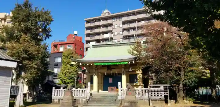 白髭神社の本殿・本堂