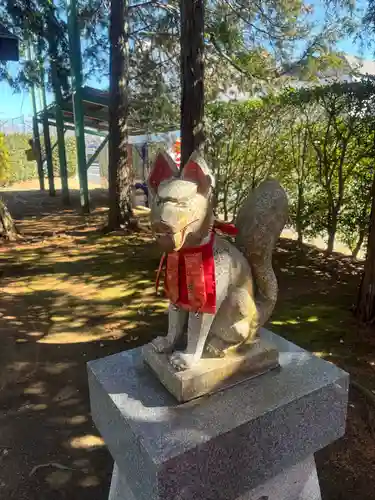 妻恋稲荷神社の狛犬