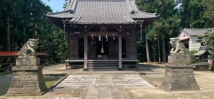 須賀神社の本殿・本堂
