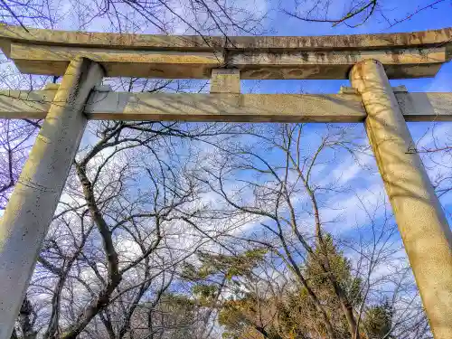 布袋神社（忠魂社）の鳥居