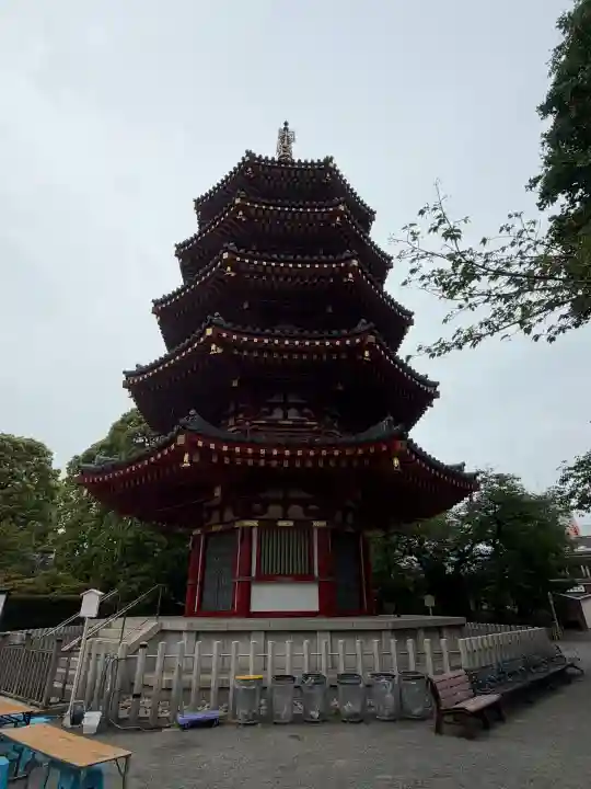 川崎大師(平間寺)の{uncategorized: "未分類", other: "その他", undefined: "問題あり", building: "その他建物", grave: "お墓", sacred_gate: "鳥居", guardian: "狛犬", statue: "像", buddha: "仏像", history: "歴史", nature: "自然", garden: "庭園", animal: "動物", pagoda: "塔", temizu: "手水舎", mountain_gate: "山門・神門", sanctuary: "本殿・本堂", subordinate: "末社・摂社", art: "芸術", scenery: "景色", jizo: "地蔵", ema: "絵馬", goshuin: "御朱印", omikuji: "おみくじ", items: "授与品その他", amulet: "お守り", goshuincho: "御朱印帳", eats: "食事", festival: "お祭り", votive_dance: "神楽", shichigosan: "七五三参", wedding: "結婚式", experience: "体験その他", initially: "初詣", around: "周辺", anti_infection: "感染症対策"}