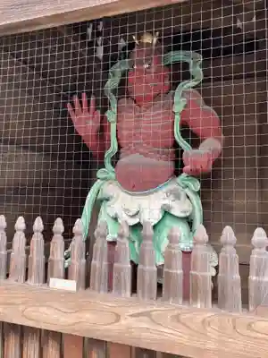 西新井大師総持寺の像