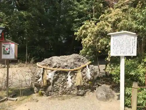 賀茂御祖神社（下鴨神社）の{uncategorized: "未分類", other: "その他", undefined: "問題あり", building: "その他建物", grave: "お墓", sacred_gate: "鳥居", guardian: "狛犬", statue: "像", buddha: "仏像", history: "歴史", nature: "自然", garden: "庭園", animal: "動物", pagoda: "塔", temizu: "手水舎", mountain_gate: "山門・神門", sanctuary: "本殿・本堂", subordinate: "末社・摂社", art: "芸術", scenery: "景色", jizo: "地蔵", ema: "絵馬", goshuin: "御朱印", omikuji: "おみくじ", items: "授与品その他", amulet: "お守り", goshuincho: "御朱印帳", eats: "食事", festival: "お祭り", votive_dance: "神楽", shichigosan: "七五三参", wedding: "結婚式", experience: "体験その他", initially: "初詣", around: "周辺", anti_infection: "感染症対策"}