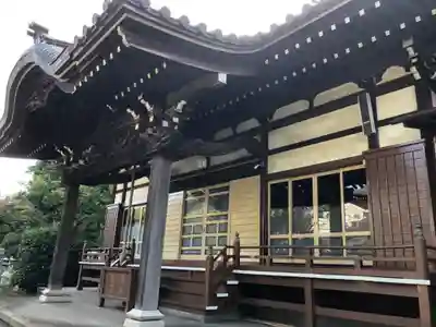 萬蔵寺の本殿・本堂